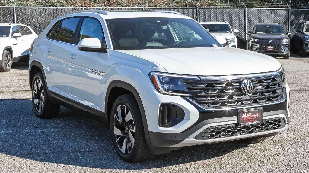 new 2026 Volkswagen Atlas Cross Sport car, priced at $46,624