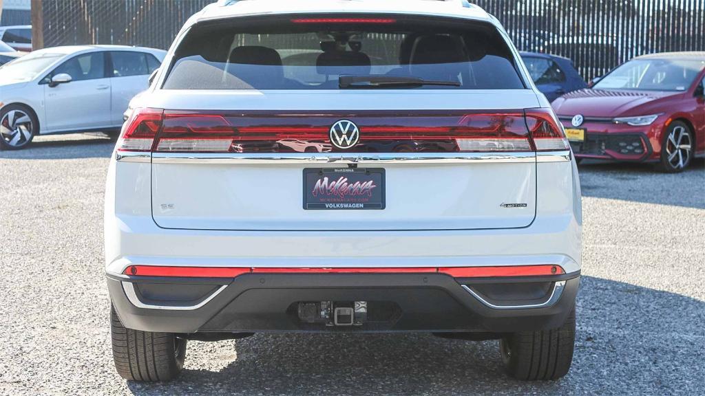 new 2026 Volkswagen Atlas Cross Sport car, priced at $46,624