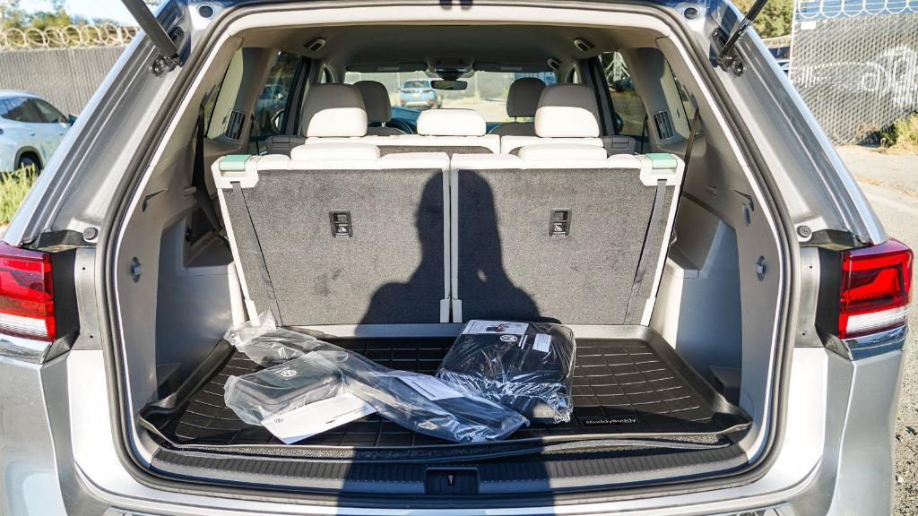new 2026 Volkswagen Atlas car, priced at $35,172