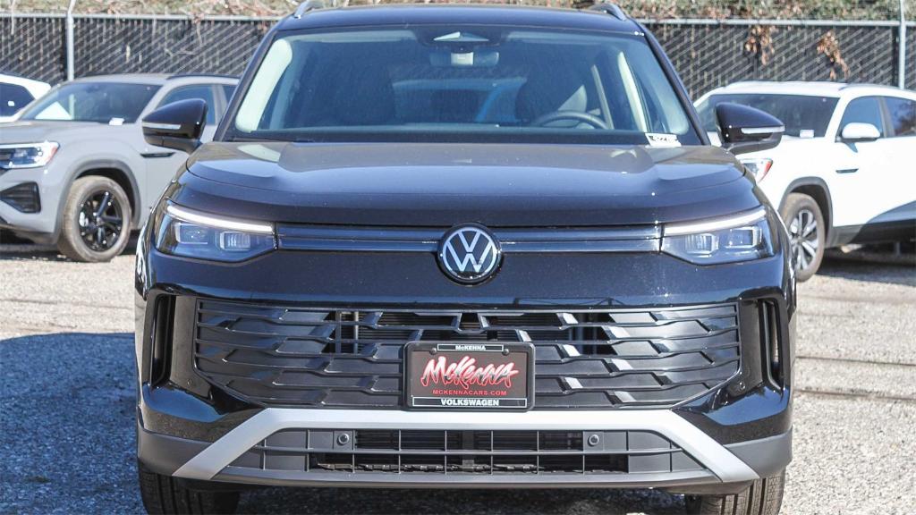 new 2026 Volkswagen Tiguan car, priced at $35,992