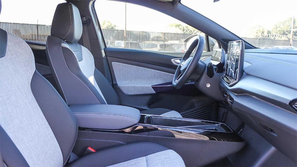 new 2026 Volkswagen ID.4 car, priced at $44,072