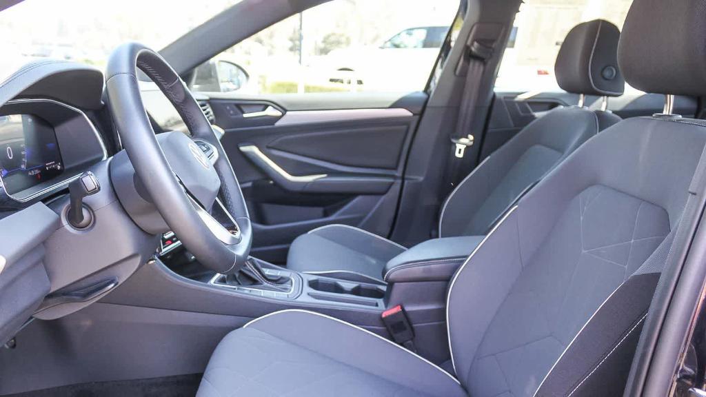 used 2025 Volkswagen Jetta car, priced at $21,284