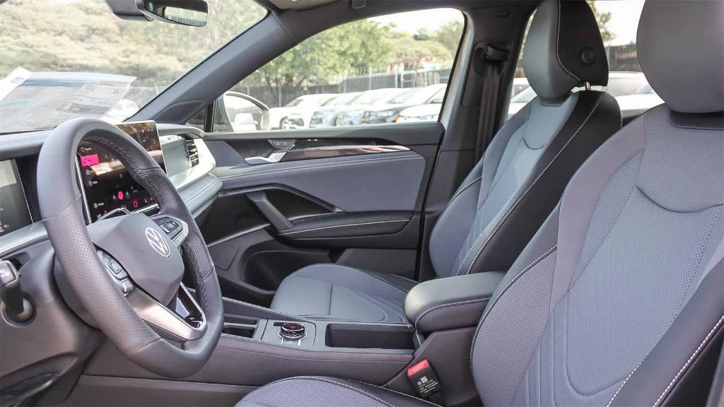 new 2026 Volkswagen Tiguan car, priced at $38,607