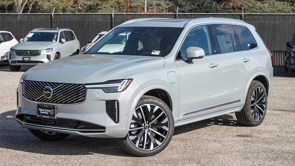 new 2026 Volvo XC90 Plug-In Hybrid car, priced at $79,875