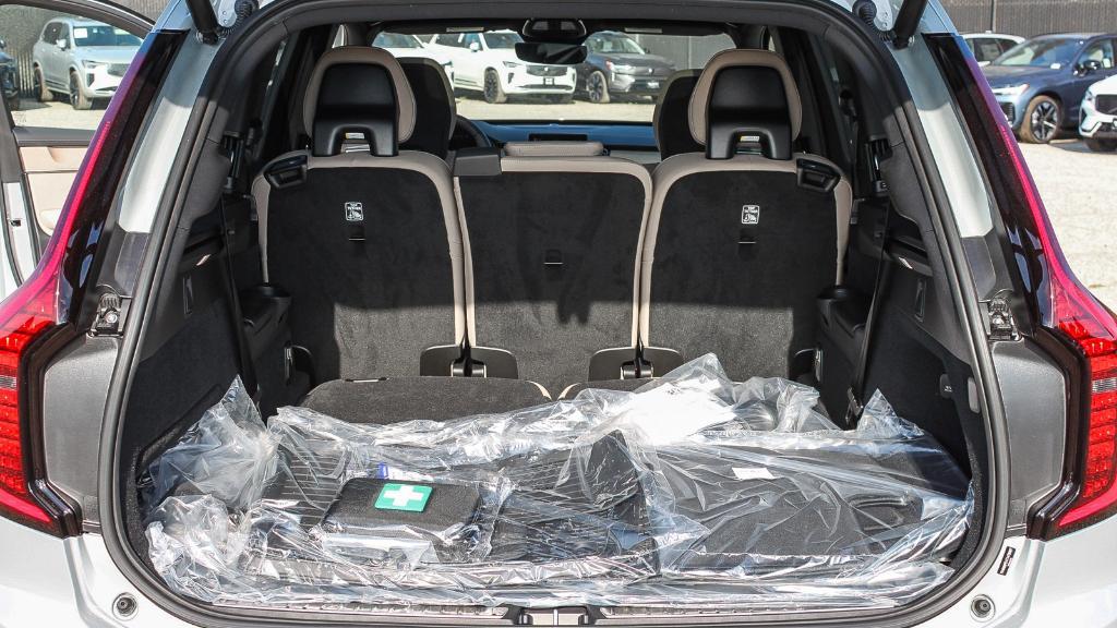 new 2026 Volvo XC90 Plug-In Hybrid car, priced at $79,875