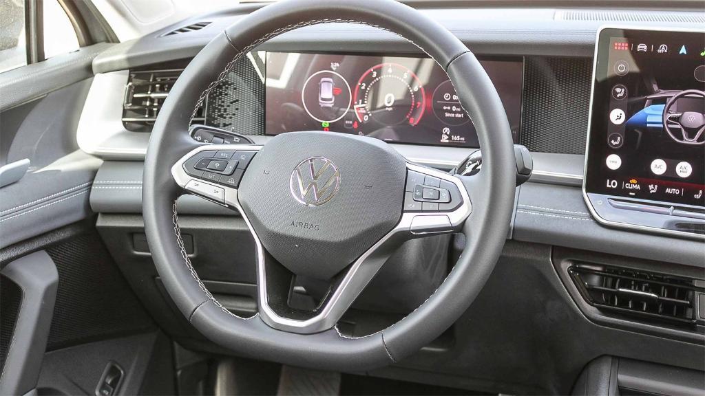 new 2025 Volkswagen Tiguan car, priced at $31,466