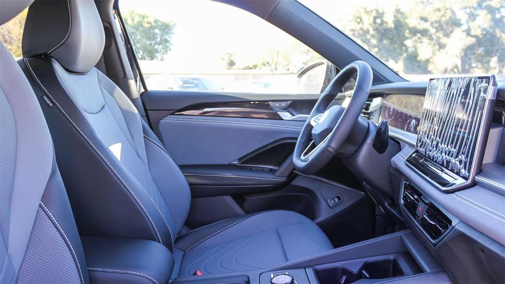 new 2026 Volkswagen Tiguan car, priced at $38,607