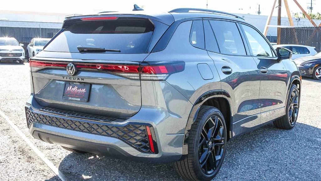 new 2026 Volkswagen Tiguan car, priced at $38,607