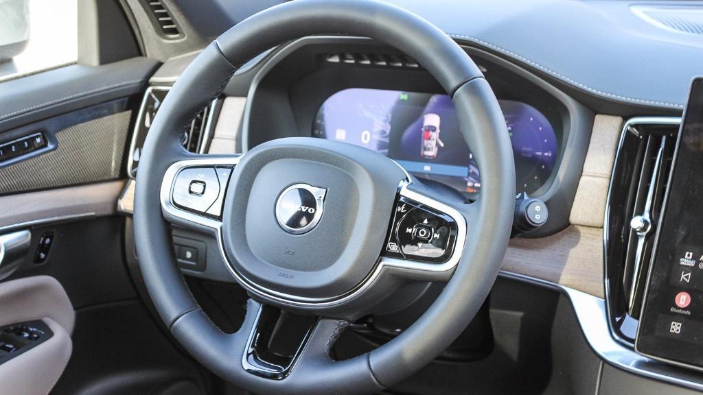 new 2026 Volvo XC90 Plug-In Hybrid car, priced at $79,875