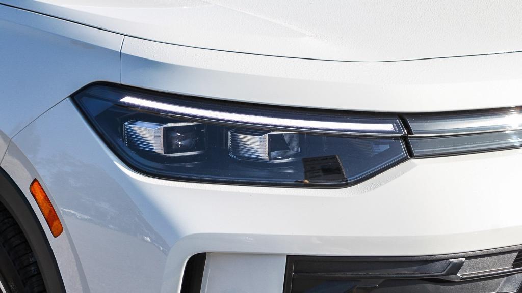 new 2026 Volkswagen Tiguan car, priced at $34,385