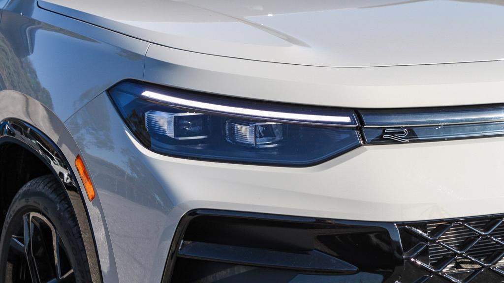 new 2026 Volkswagen Tiguan car, priced at $38,607