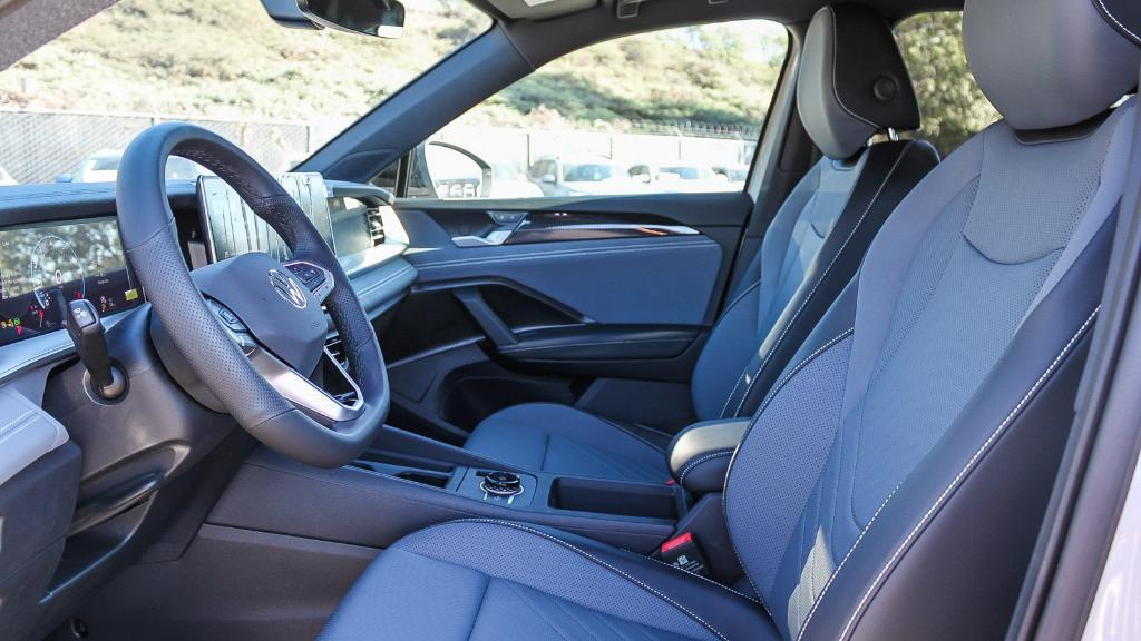 new 2026 Volkswagen Tiguan car, priced at $38,607