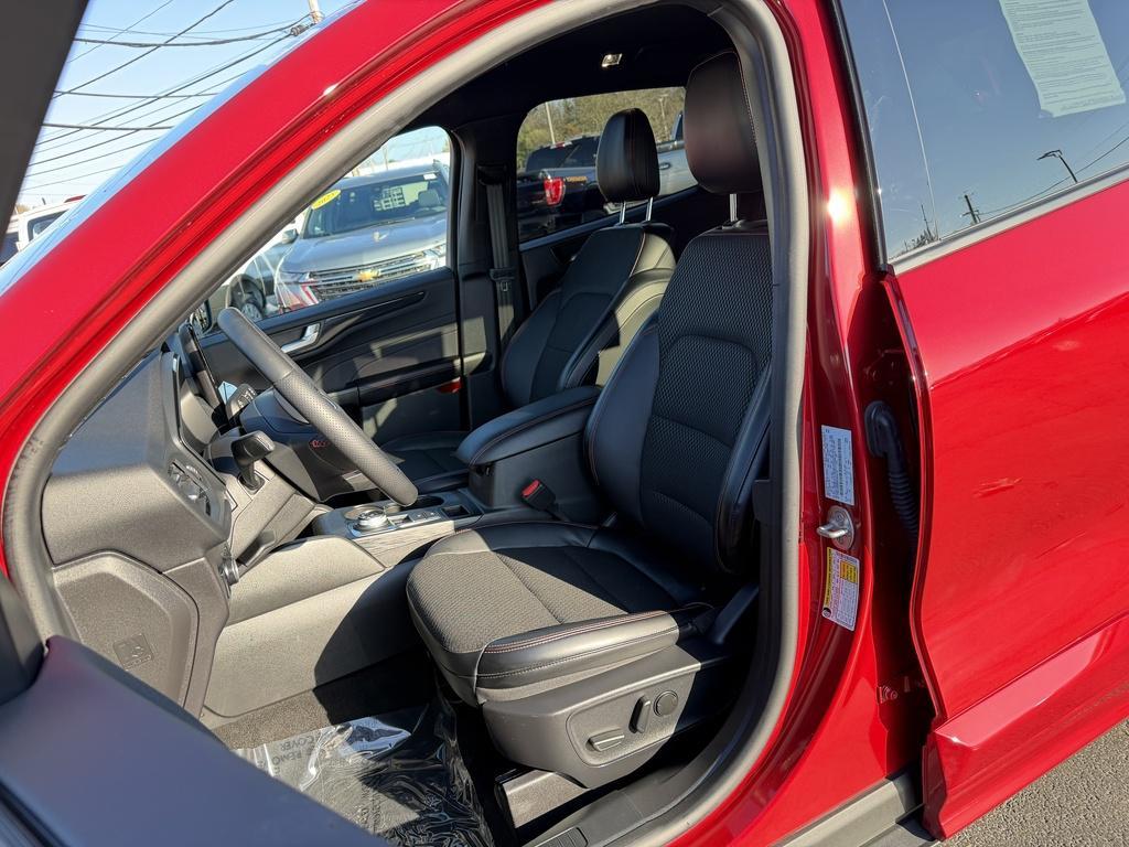 used 2024 Ford Escape car, priced at $26,990