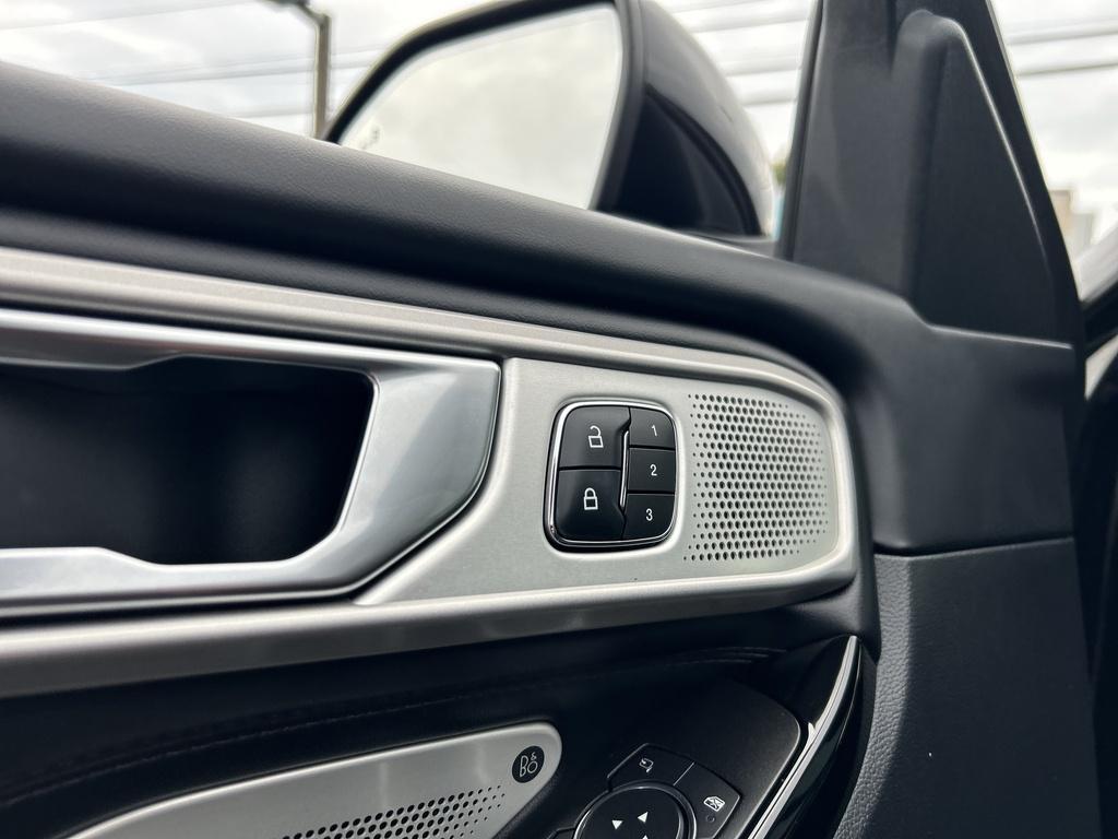 used 2022 Ford Explorer car, priced at $37,990