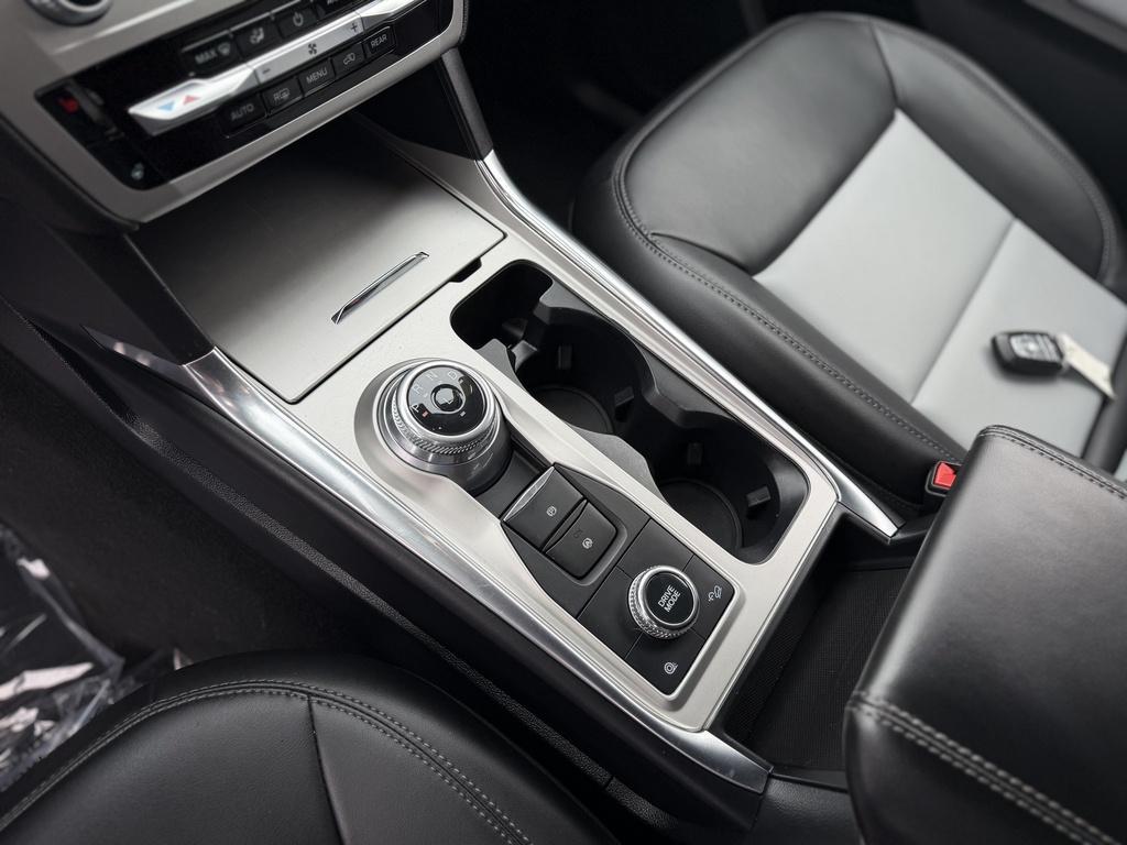 used 2022 Ford Explorer car, priced at $31,990