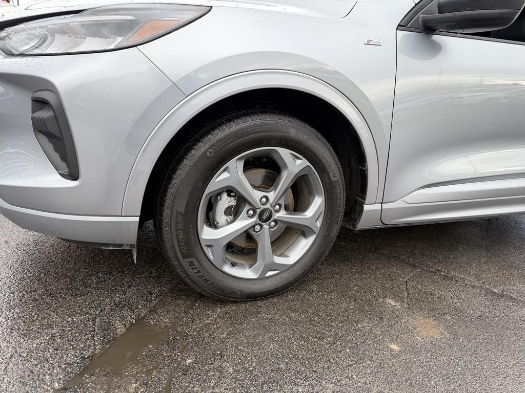 used 2023 Ford Escape car, priced at $25,990