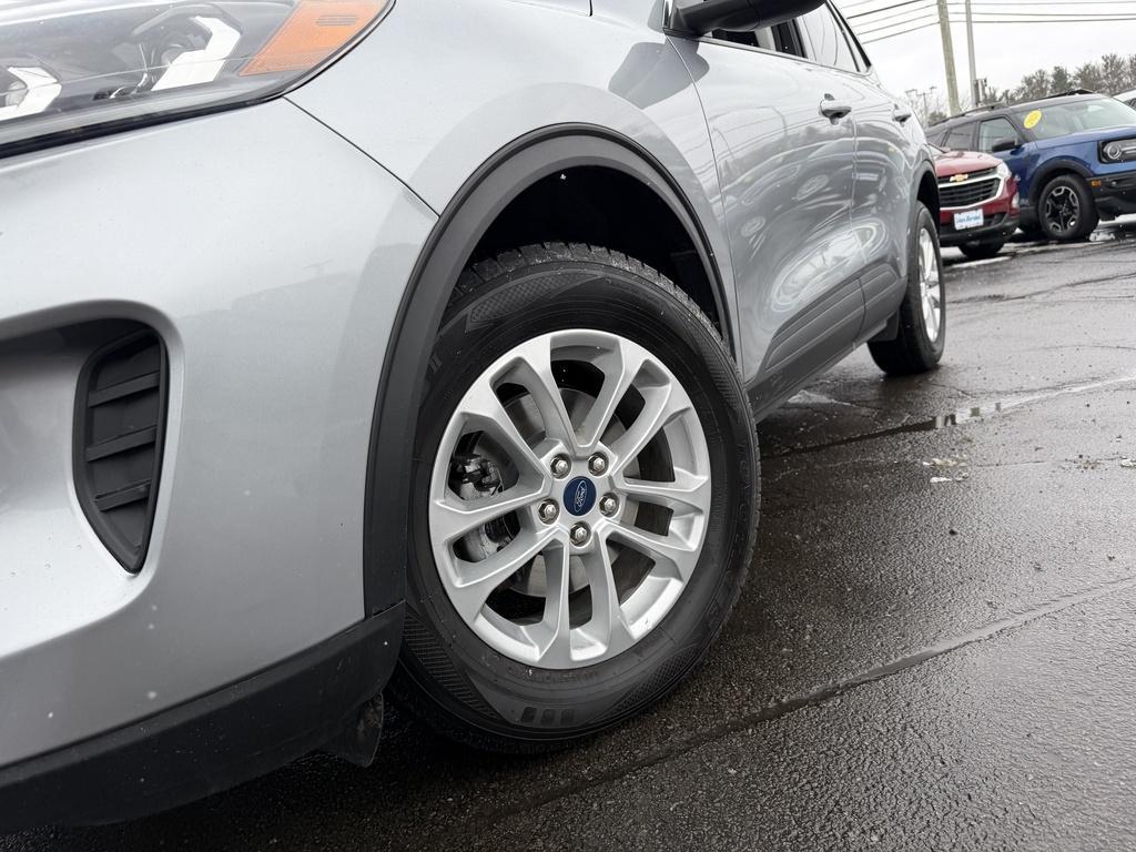 used 2022 Ford Escape car, priced at $19,990