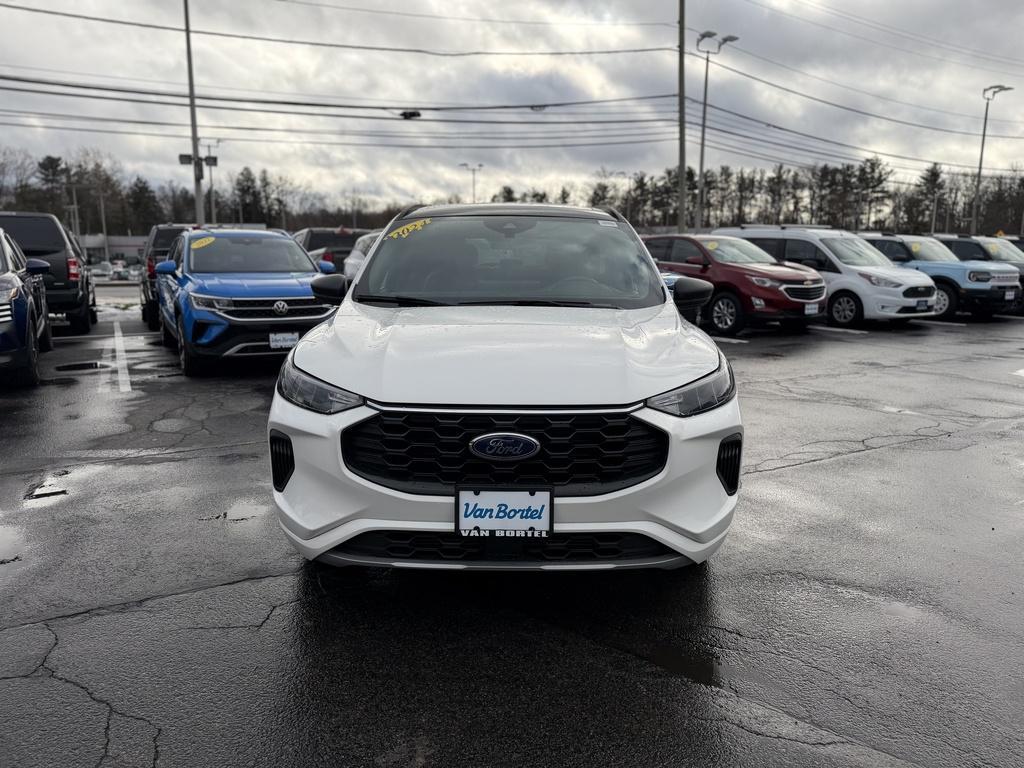 used 2024 Ford Escape car, priced at $26,990