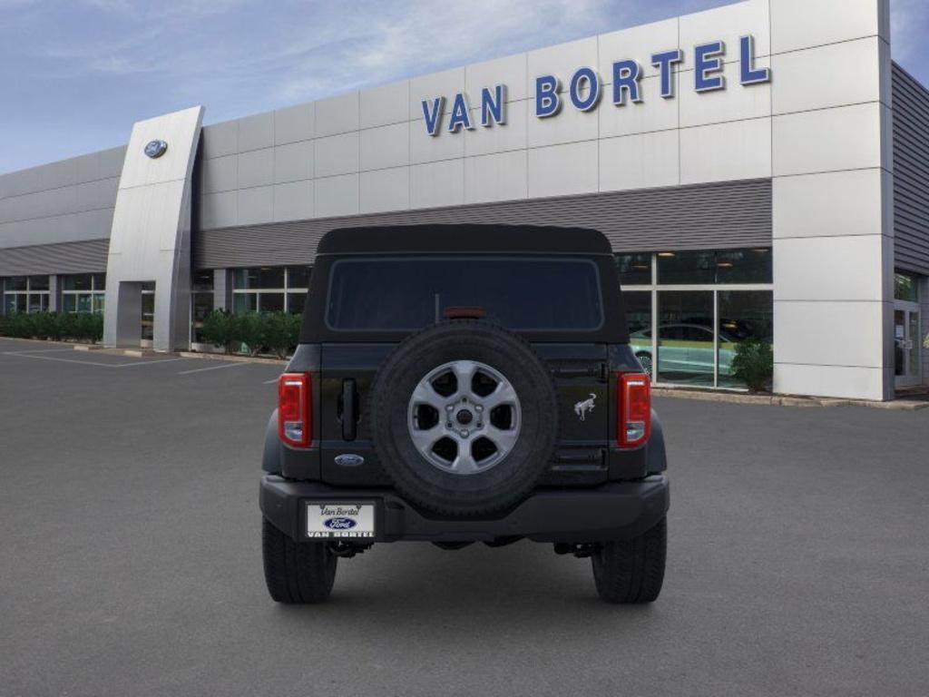 used 2025 Ford Bronco car, priced at $44,090