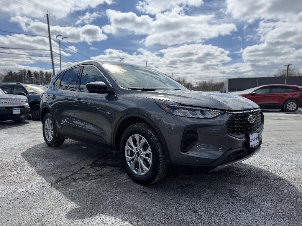 used 2023 Ford Escape car, priced at $24,990