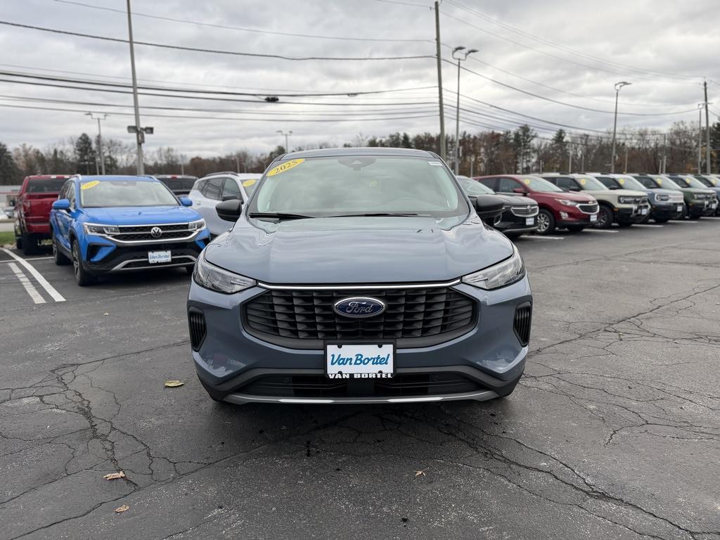 used 2025 Ford Escape car, priced at $31,490