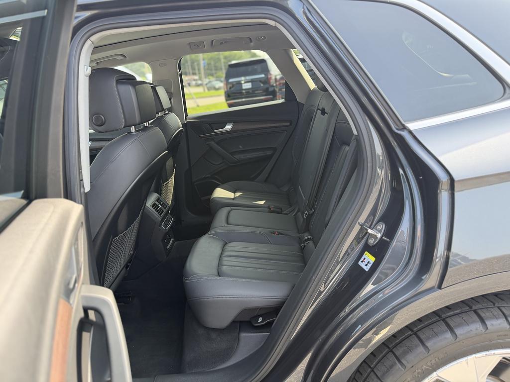 used 2021 Audi Q5 car, priced at $22,165
