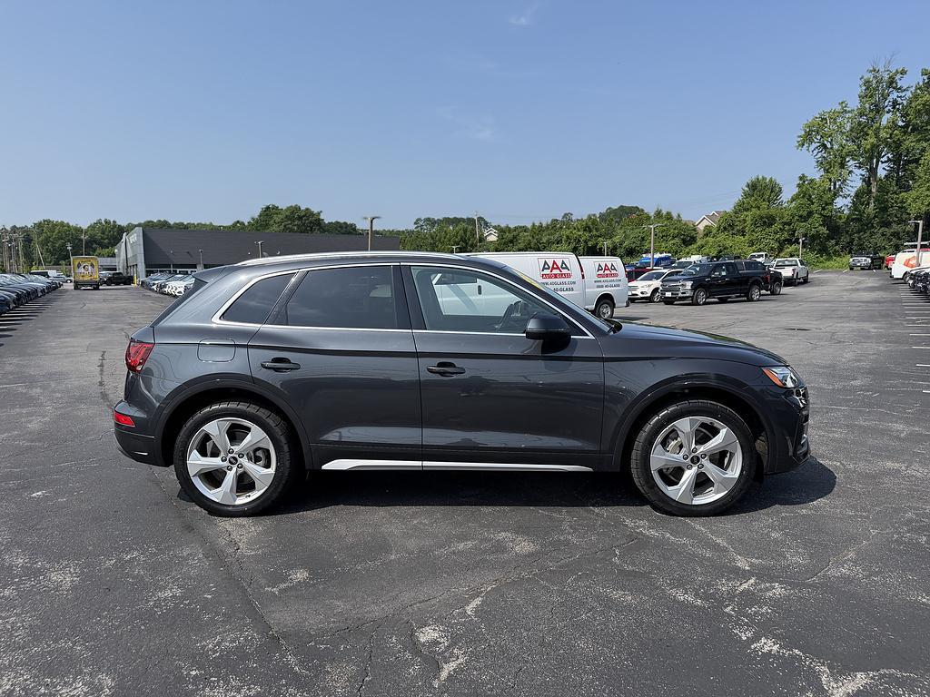 used 2021 Audi Q5 car, priced at $22,165
