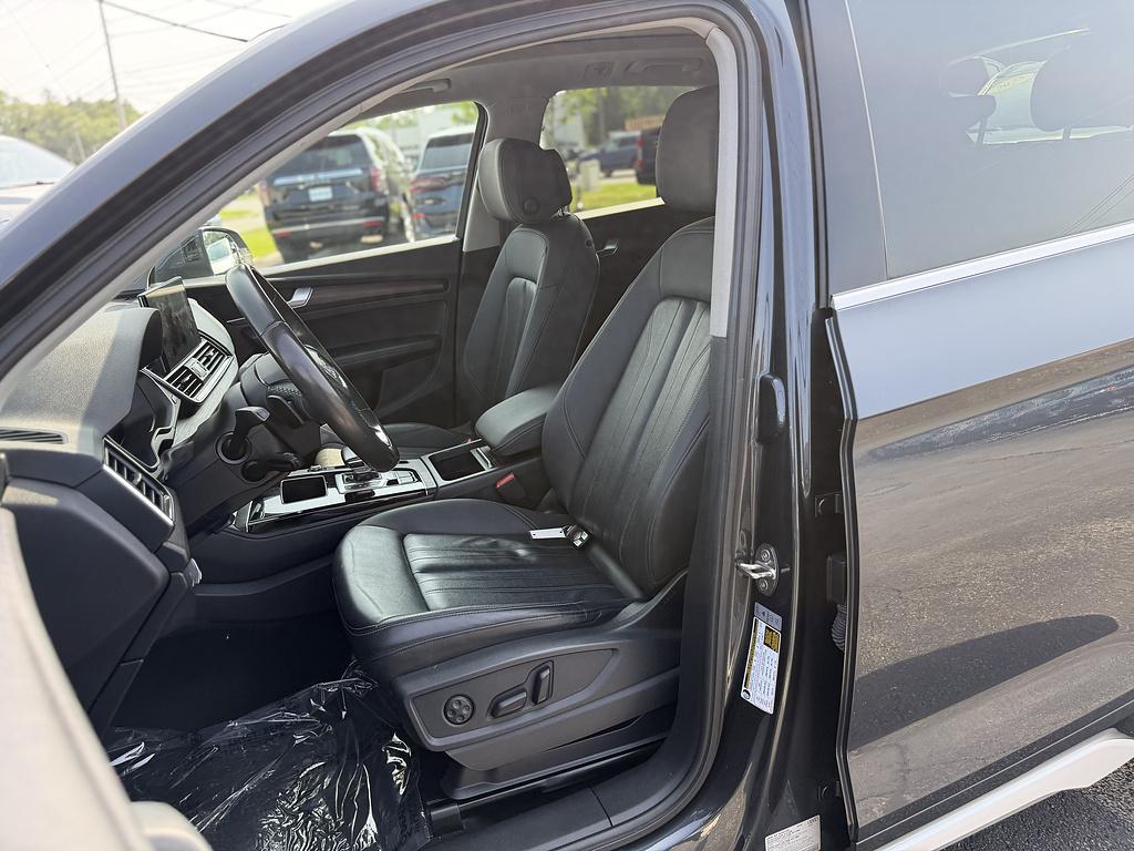 used 2021 Audi Q5 car, priced at $22,165