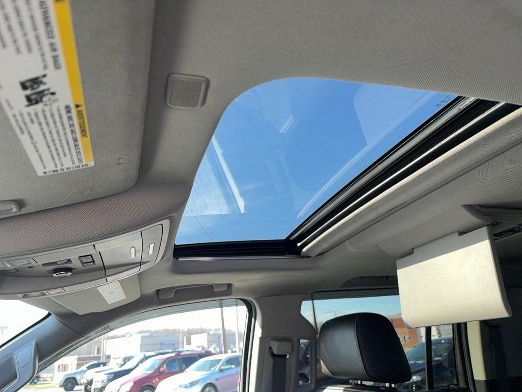 used 2020 GMC Yukon XL car, priced at $33,805