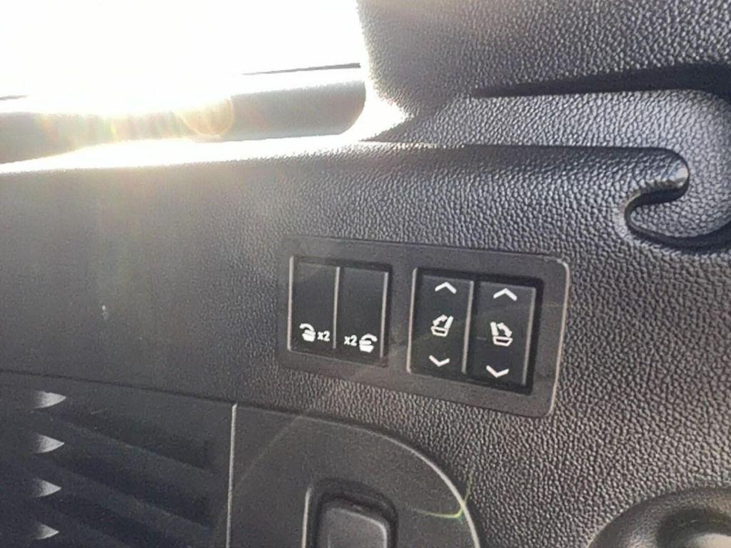 used 2020 GMC Yukon XL car, priced at $33,805