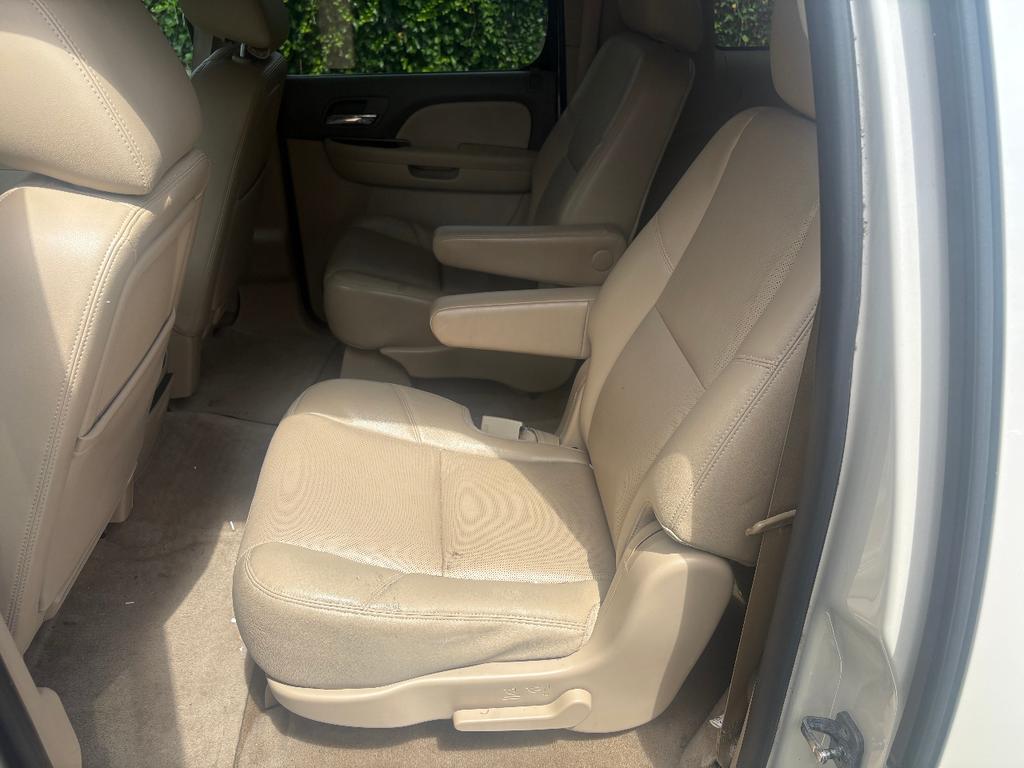 used 2014 Chevrolet Suburban car, priced at $11,995