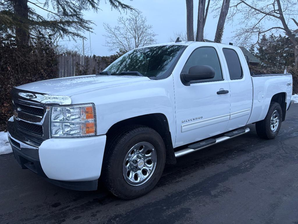 used 2011 Chevrolet Silverado 1500 car, priced at $16,995
