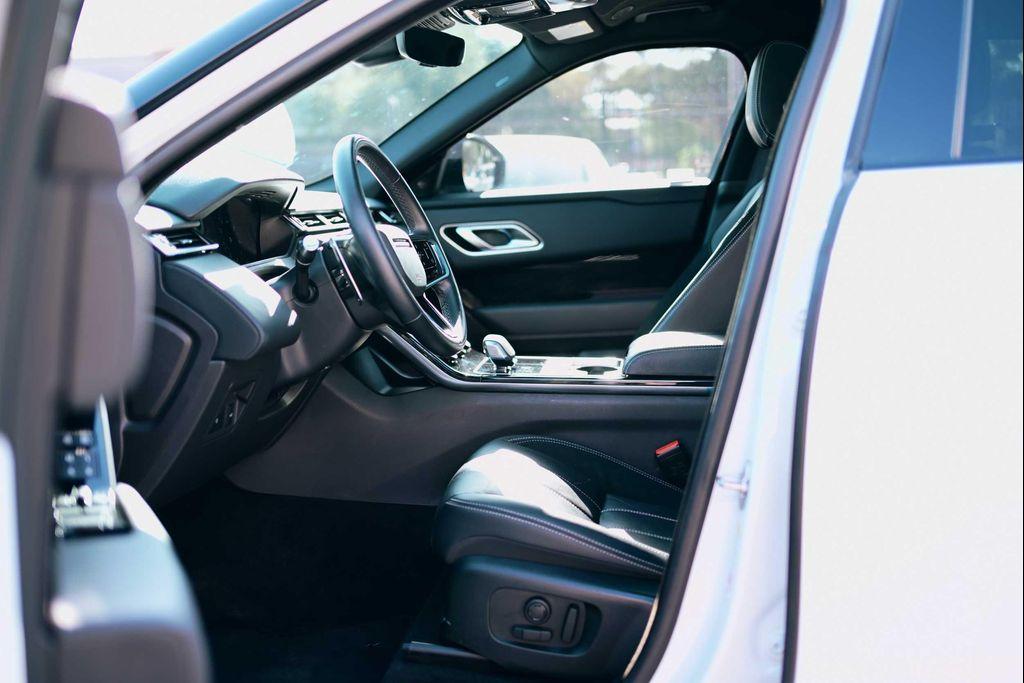 used 2021 Land Rover Range Rover Velar car, priced at $24,555