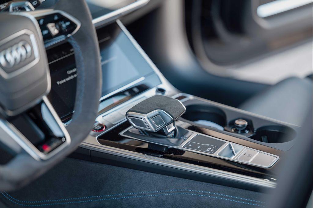 used 2025 Audi RS 6 Avant car, priced at $129,888