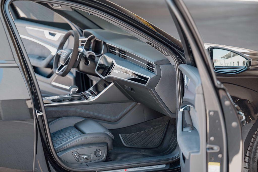 used 2025 Audi RS 6 Avant car, priced at $129,888