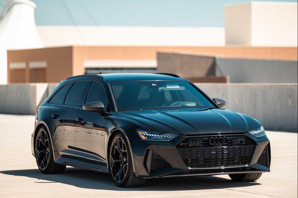 used 2025 Audi RS 6 Avant car, priced at $129,888