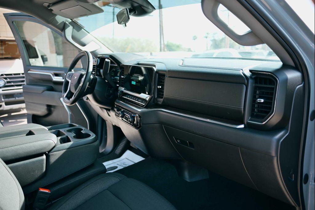 used 2025 Chevrolet Silverado 1500 car, priced at $48,888