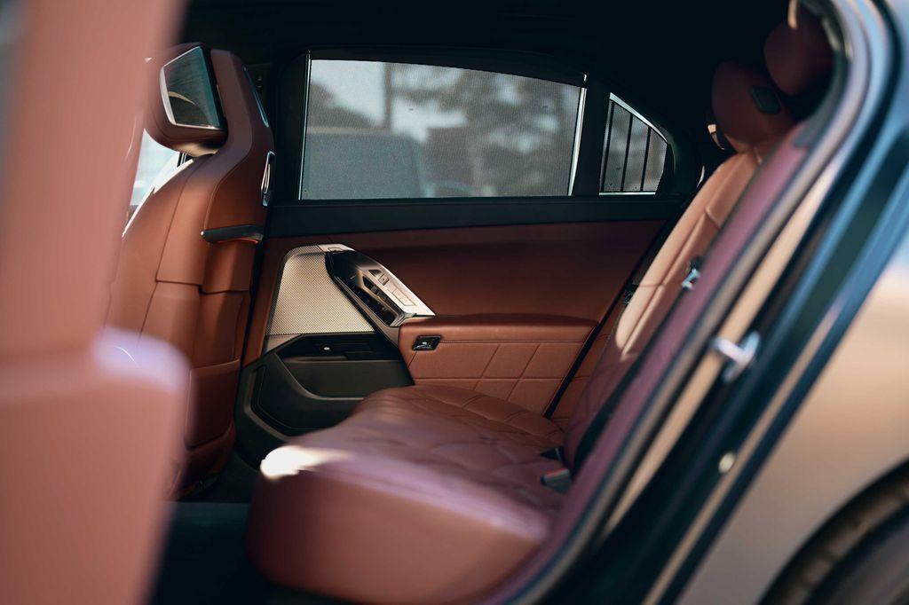 used 2023 BMW 760 car, priced at $83,888