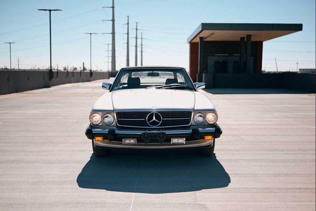 used 1988 Mercedes-Benz 560 car, priced at $23,888