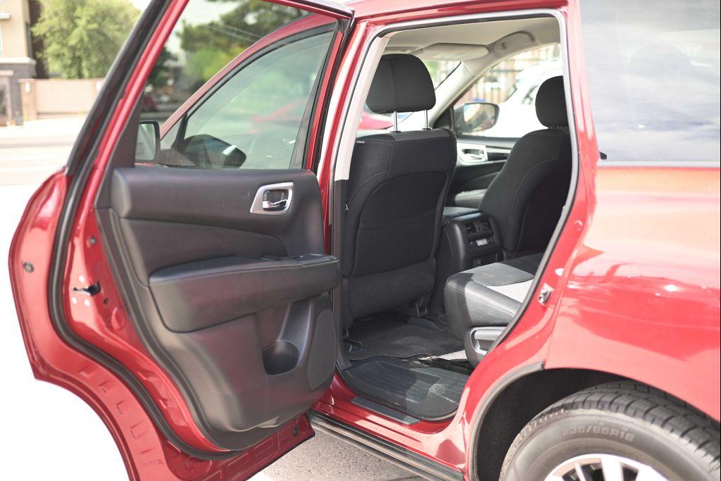 used 2018 Nissan Pathfinder car, priced at $12,888