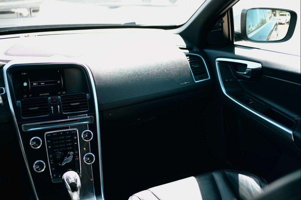 used 2016 Volvo XC60 car, priced at $20,750