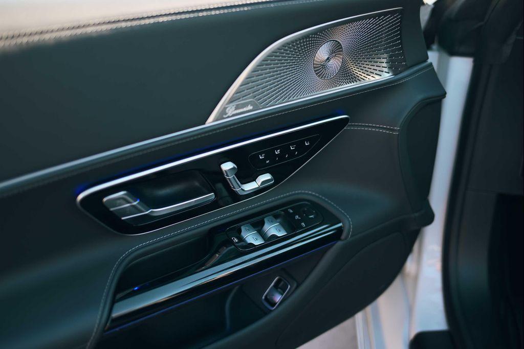 used 2024 Mercedes-Benz AMG SL 55 car, priced at $109,888