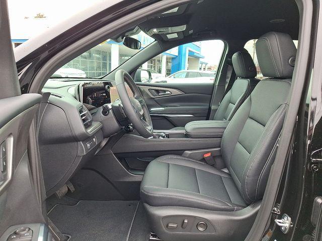 new 2026 Chevrolet Traverse car, priced at $44,875