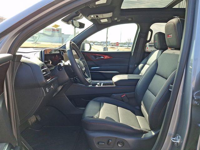 new 2026 Chevrolet Traverse car, priced at $56,345