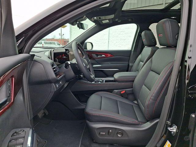 new 2026 Chevrolet Traverse car, priced at $53,196