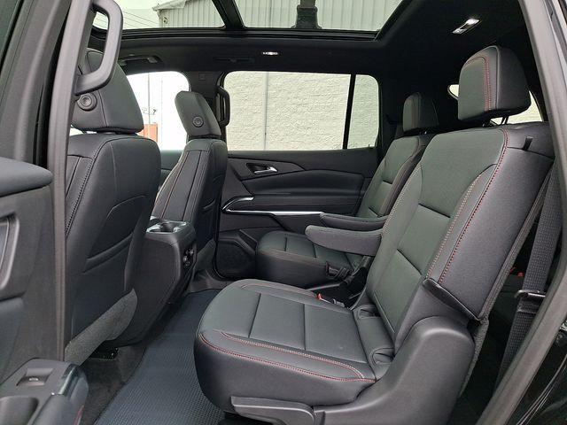 new 2026 Chevrolet Traverse car, priced at $53,196