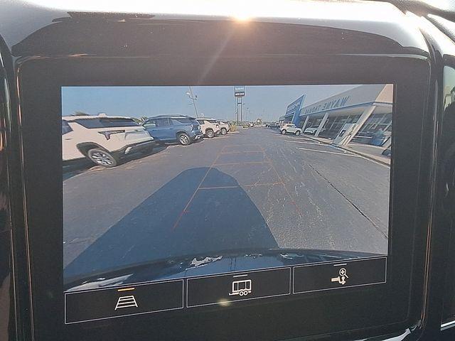 used 2023 Chevrolet Traverse car, priced at $27,991