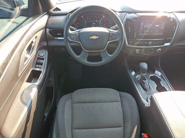 used 2023 Chevrolet Traverse car, priced at $27,991