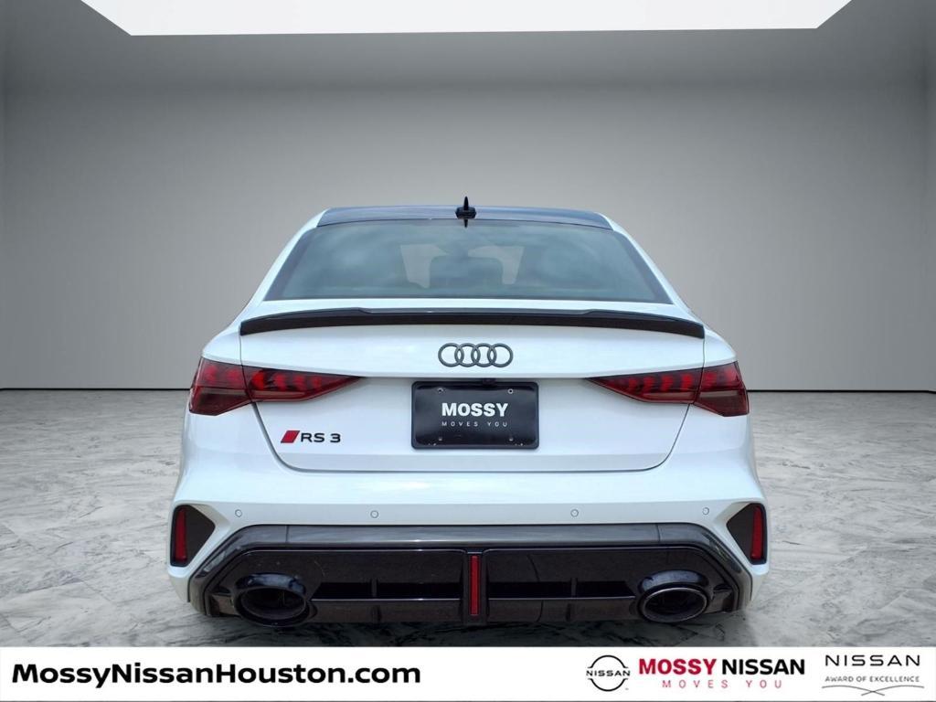 Audi RS3 view 7