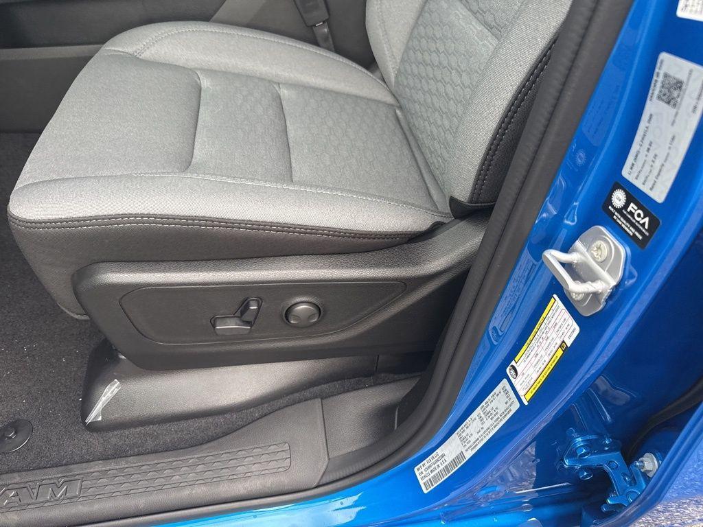 new 2025 Ram 1500 car, priced at $57,272